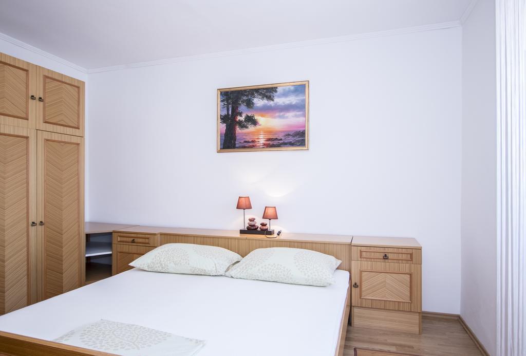 Radovcic Apartments And Rooms Trsteno Dış mekan fotoğraf