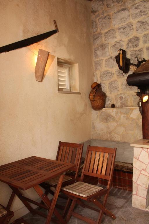 Radovcic Apartments And Rooms Trsteno Dış mekan fotoğraf